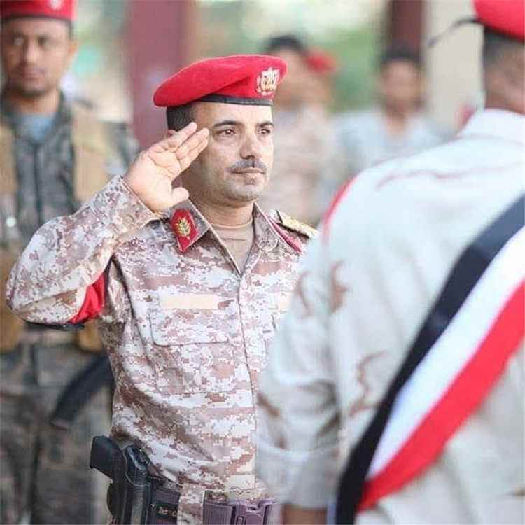 عاجل:استشهاد اللواء محمد سالم الخولاني في مواجهات مع الح~وثيين بتعز