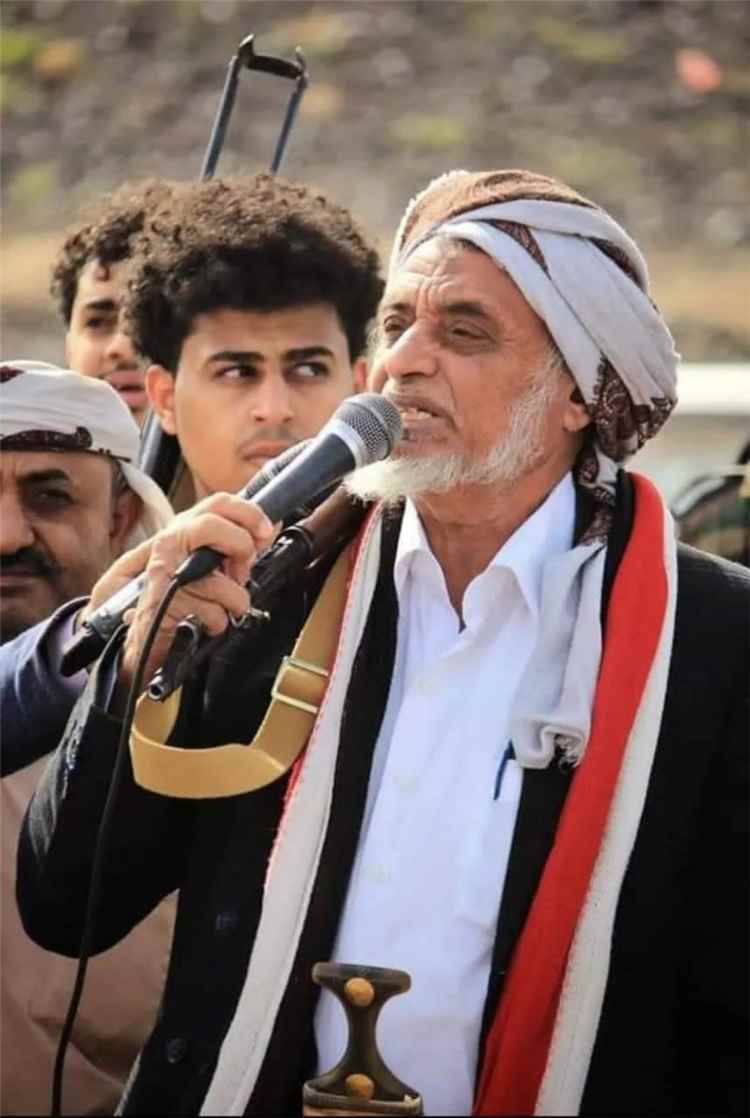 شيخ مشايخ الزرانيق يحيى منصر يبارك انطلاق "فجر اليمن" ويؤكد تمسكه بتحرير الحديدة وتهامة