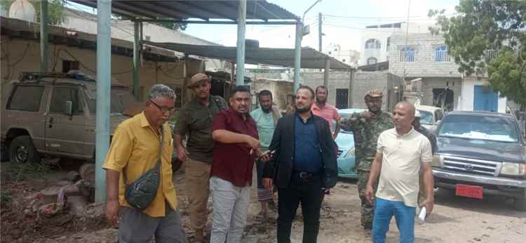 اليزيدي يبحث نقل التحكم المركزي للصرف الصحي وإعادة تأهيل إدارة المنطقة الثانية بالمنصورة