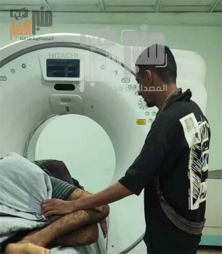 عاجل: شاهد  أول صورة للقائد فاروق الكعلولي من داخل أحد مستشفيات عدن عقب إصابته في معارك جبهة المحاولة بلحج