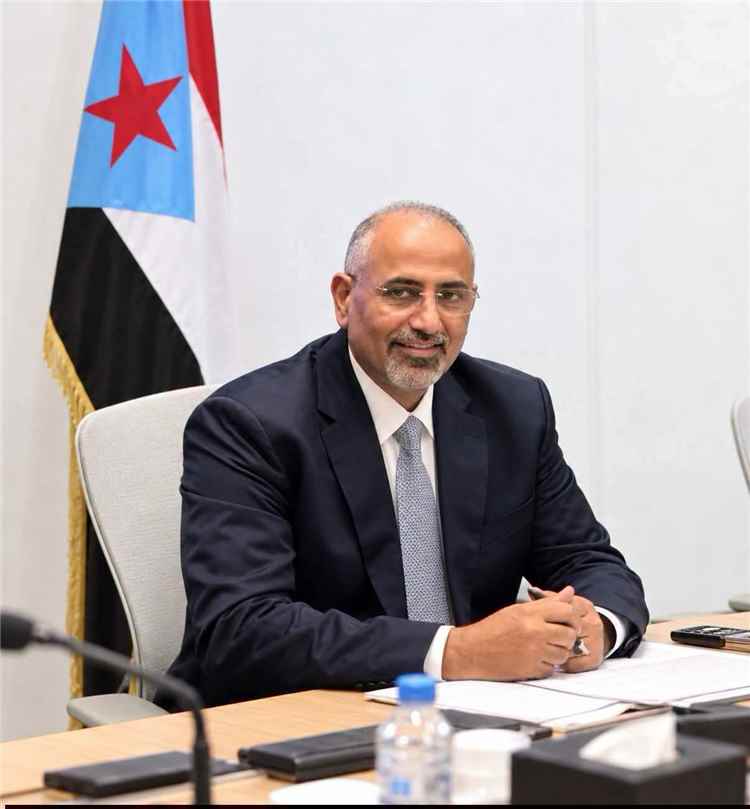عاجل: تحديد موعد الظهور الاول المرتقب لعيدروس الزبيدي.. خطاب متلفز هام مساء اليوم