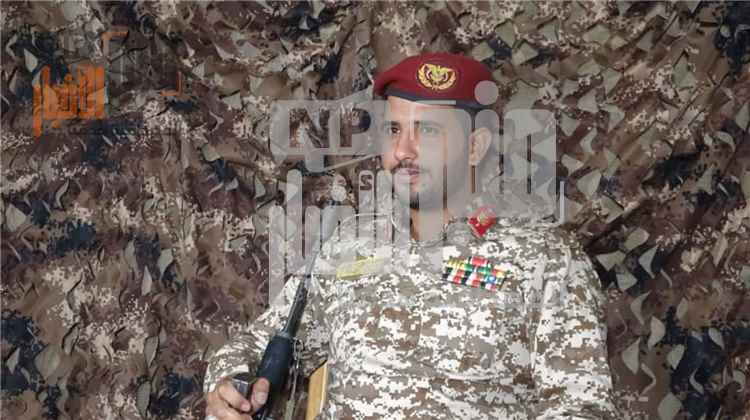عاجل:بعيداً عن الإعلام..مصرع قائد معسكر الأمن المركزي في ذمار خلال معارك الضباب غربي تعز(صورته+الاسم)