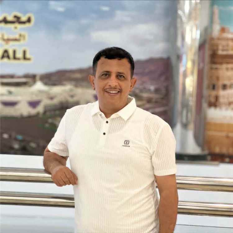 عاجل:شاهد صورة..البخيتي يهدد الصحفي  فتحي بن لزرق بهذه الكلمات