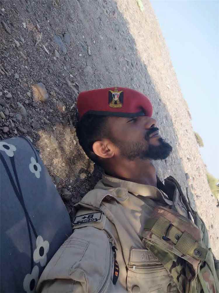 عاجل:مصدر عسكري للـ«منبر الأخبار» ينفي استشهاد عمار الحدي اليافعي في جبهة باب المندب