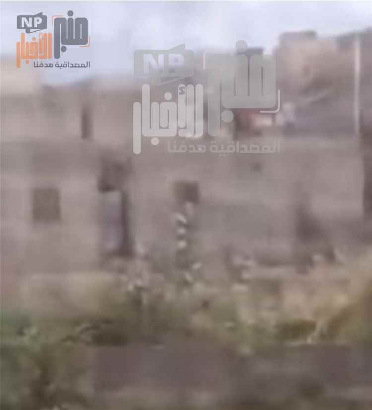 عاجل:شاهد صورة أولية..قصف حوثي  يطال المطار