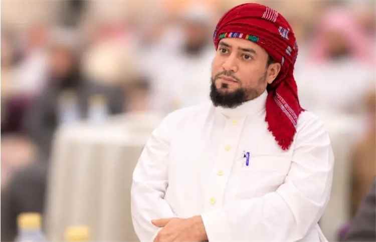 الدكتور السمان: تعز ستبقى شامخة وستنتصر 
وستظل رمزًا للصمود والكرامة..