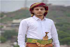 الإعلامي الجنوبي الصقر الهدياني يتغنى بصمود تعز: من قلعة القاهرة إلى قلعة صيرة.. جرح واحد ووجع واحد