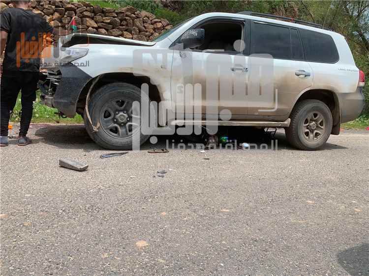 حادث مروّع في «إب».. سيارة تسحق دراجة نارية وتودي بحياة سائقها