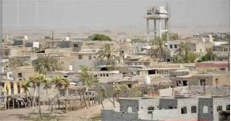 الحو..ثيين يستهدفون سكان قرية 