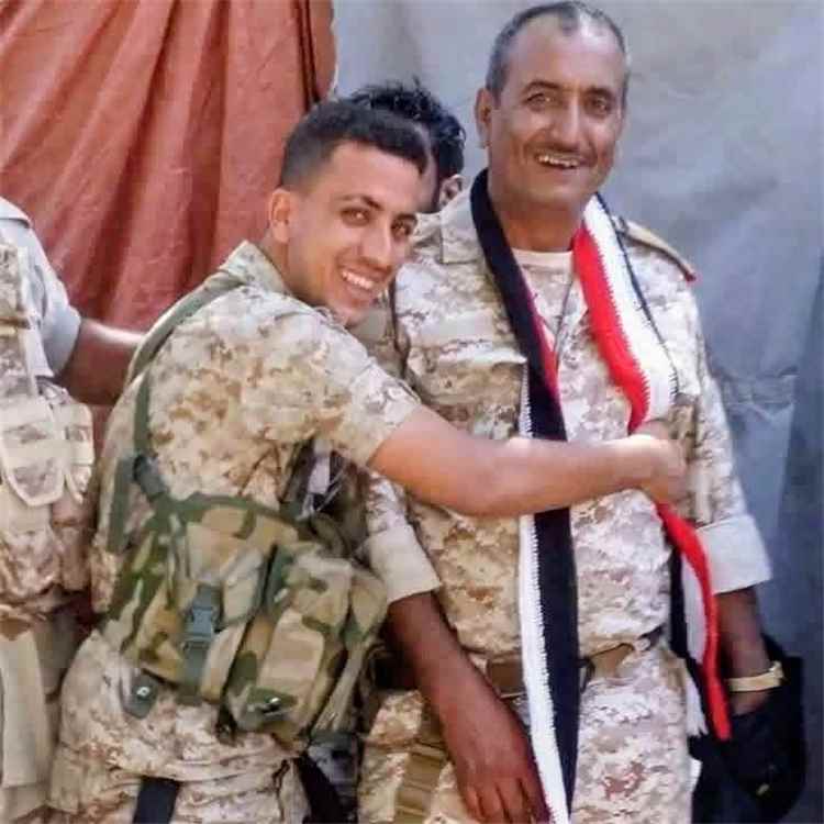 رحيل موجع في تعز.. استشهاد رفيق درب الشهيد عدنان الحمادي