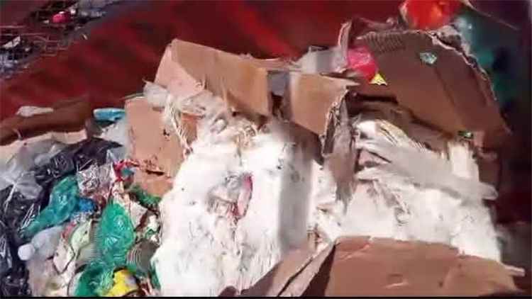 صندوق النظافة والتحسين بحالمين يوضح ملابسات رمي دجاج نافق في الشارع العام