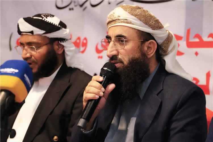 وزير الأوقاف والإرشاد: معركتنا مع مليش-يا الحو-ثي ليست معركة سياسية فحسب بل هي معركة الدفاع عن العقيدة والهوية والحرية