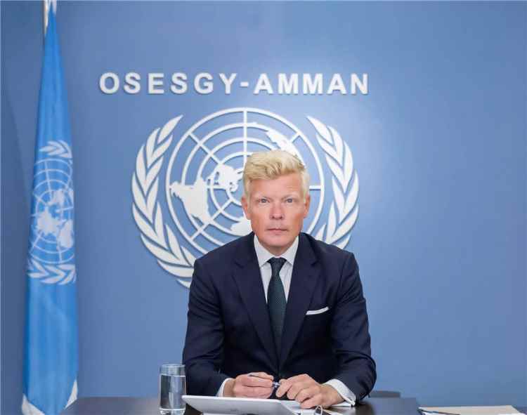 الصحفي رياض الدبعي يفتح النار على أداء المبعوث الأممي: «هذا النهج أسهم في إطالة أمد الصراع»