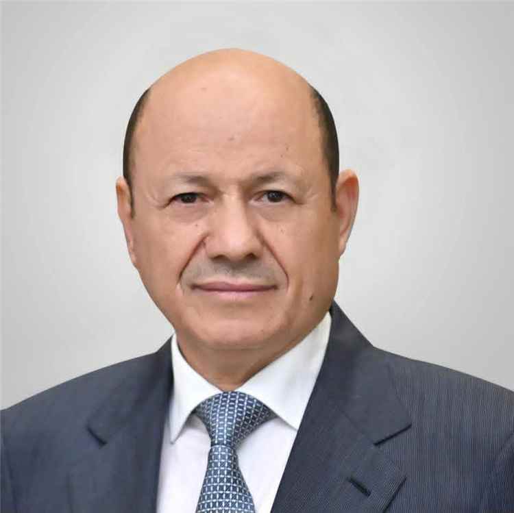 الصحفي نشوان العثماني يوجه رسالة حاسمة للعليمي: «لا كلام خارج التحرير واستعادة صنعاء»