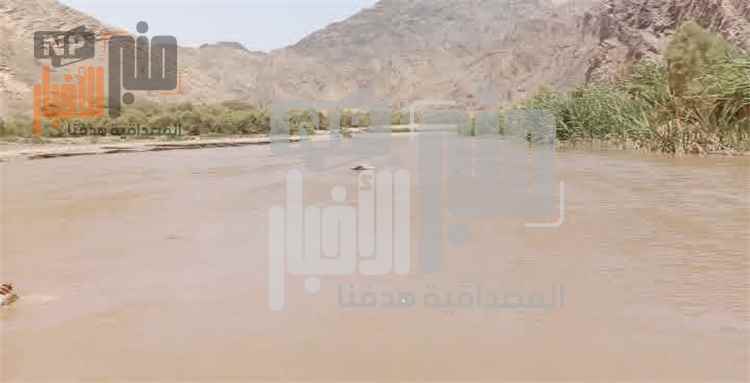 فاجعة في أسفل وادي بنا (بلاد الداعري) التابعة لردفان.. السيل يجرف ثلاث فتيات