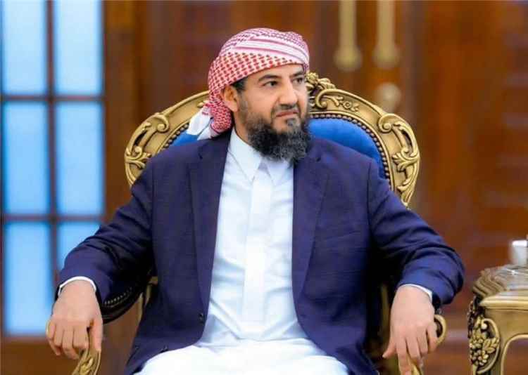 ضياء خميس المحورق يطالب أبو زرعة المحرمي بإعادة تنظيم وتفعيل الإعلام الحربي