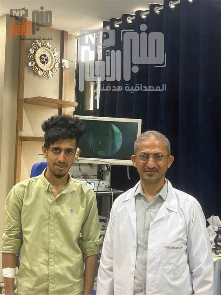 من الأمل إلى المعاناة وبالعكس.. قصة شاب عدني فقد السمع مرتين وطبيب يعيد له الأمل في مستشفى الدرة