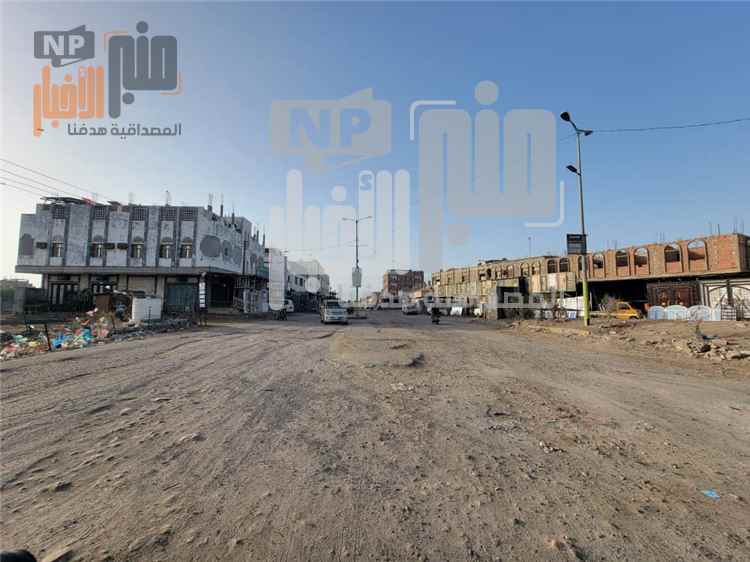 عاجل: بسبب ثأر..مقتل شخص في سوق القات بجعار بأبين