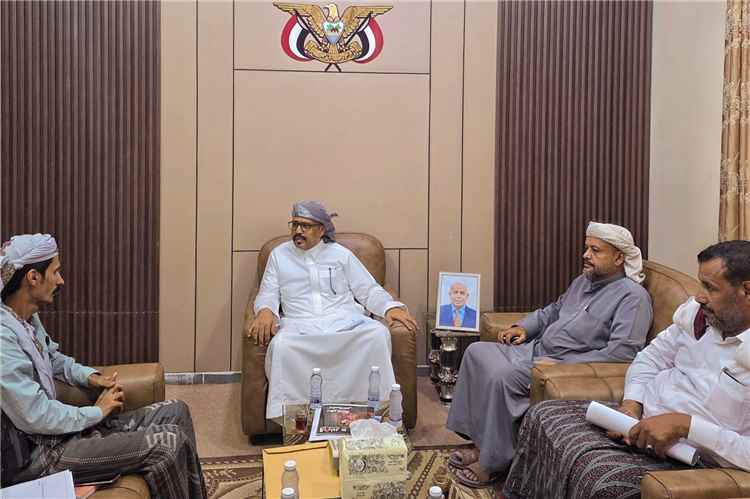 في ظل التطورات الراهنة.. التميمي يبحث مع مدير عام العبر تعزيز التنسيق القبلي والمجتمعي