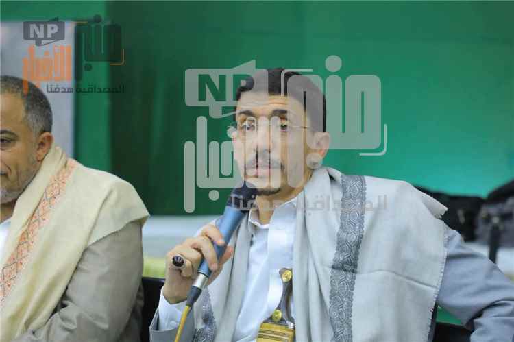 بعد 40 عاماً في التعليم.. معلم من حجة يوجّه رسالة إلى وزير التربية الح~وثي: «اليوم مصنف بالفئة ج ومن دون راتب»