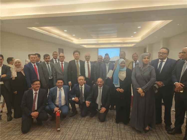 السفارة الصينية لدى اليمن تنظم ندوة حول 70 عاماً من العلاقات اليمنية - الصينية