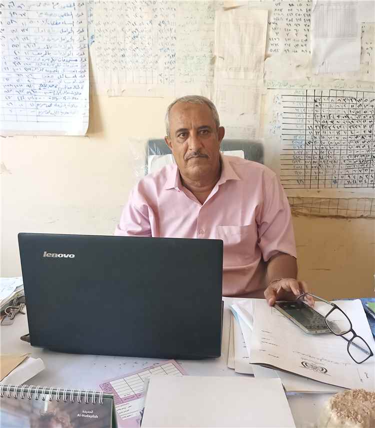 د. محمد السيد: أيقونة الصحة ورمز العطاء في مديرية المسيمير