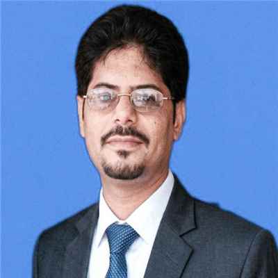 ياسر منصور